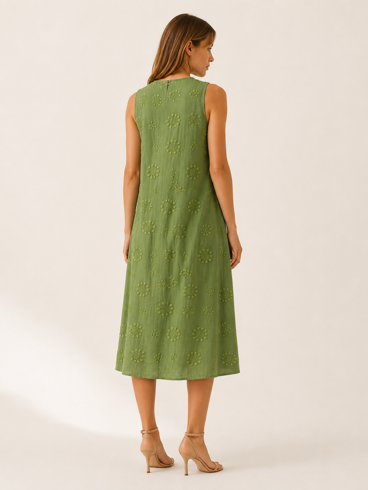 Vittoria | Textured Midi Dress with Round Neck